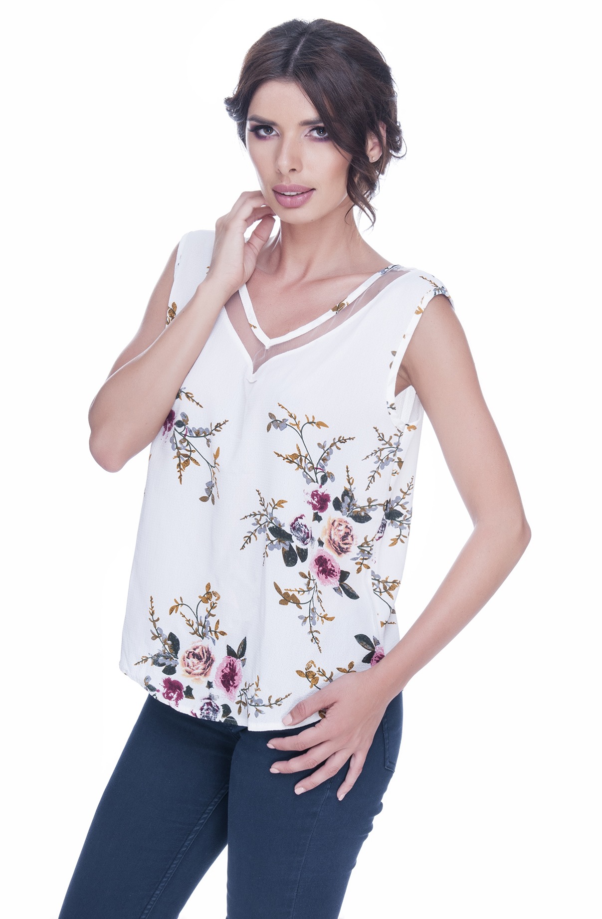 Bluza lejera cu flori