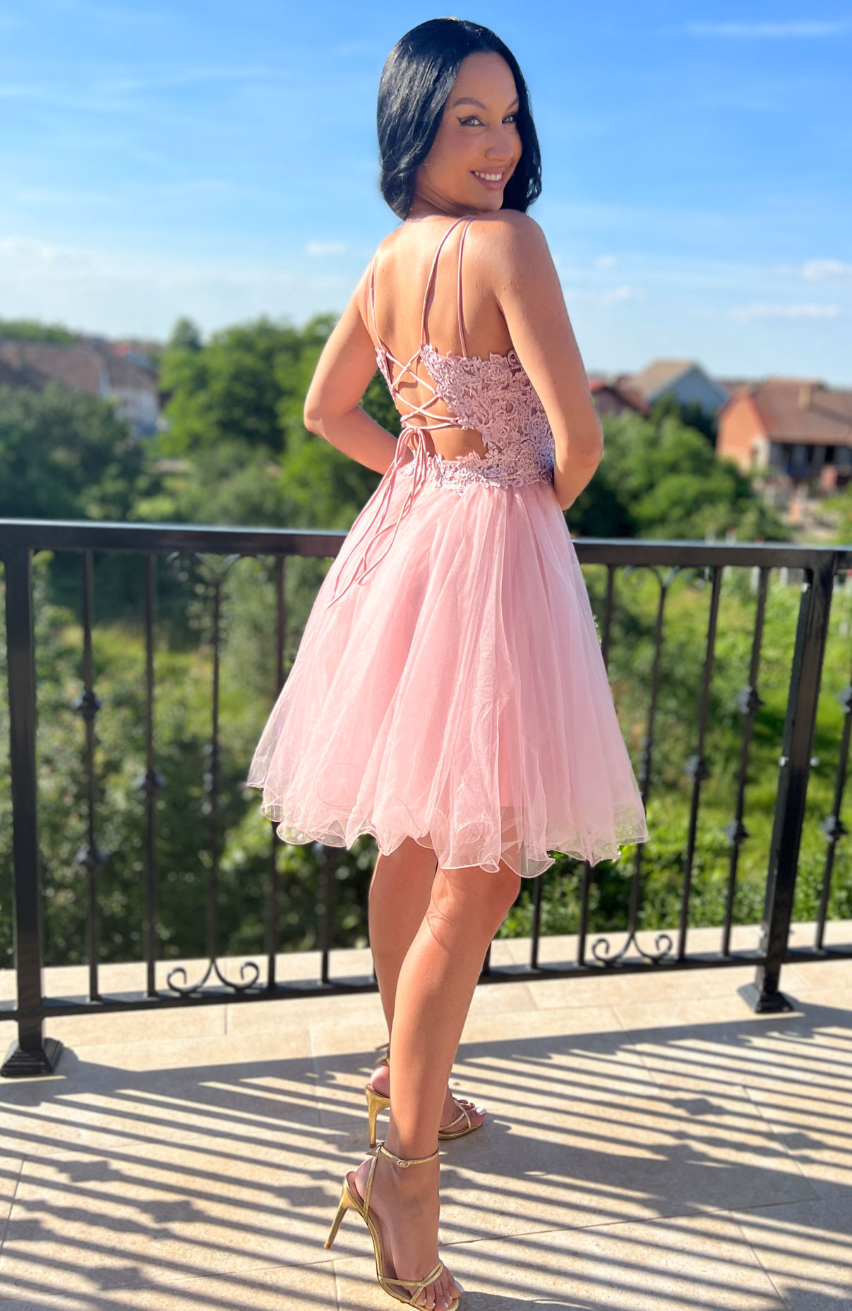 Rochie baby doll cu dantela si pietre aplicate 4