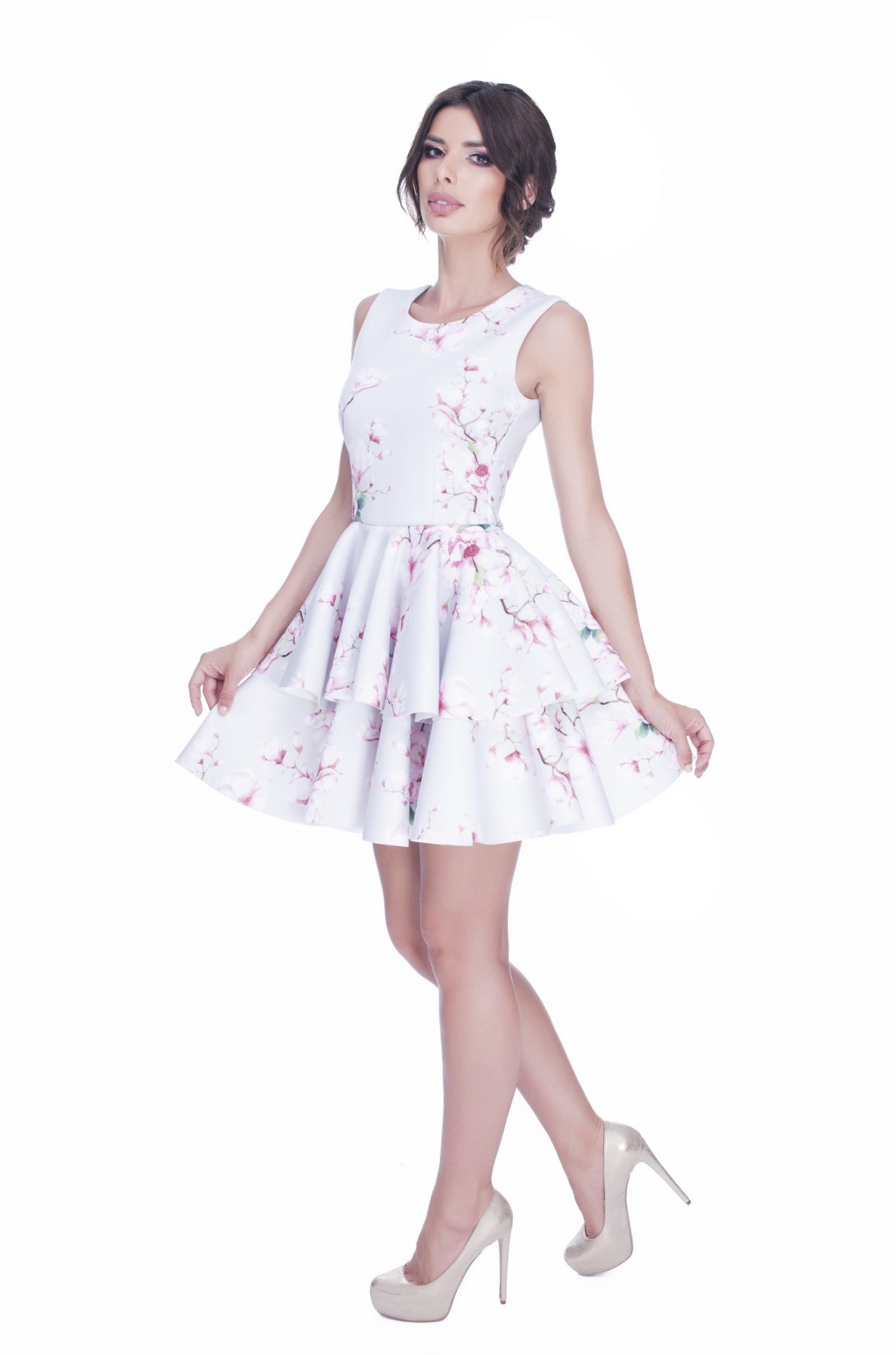 Rochie baby doll cu flori 6