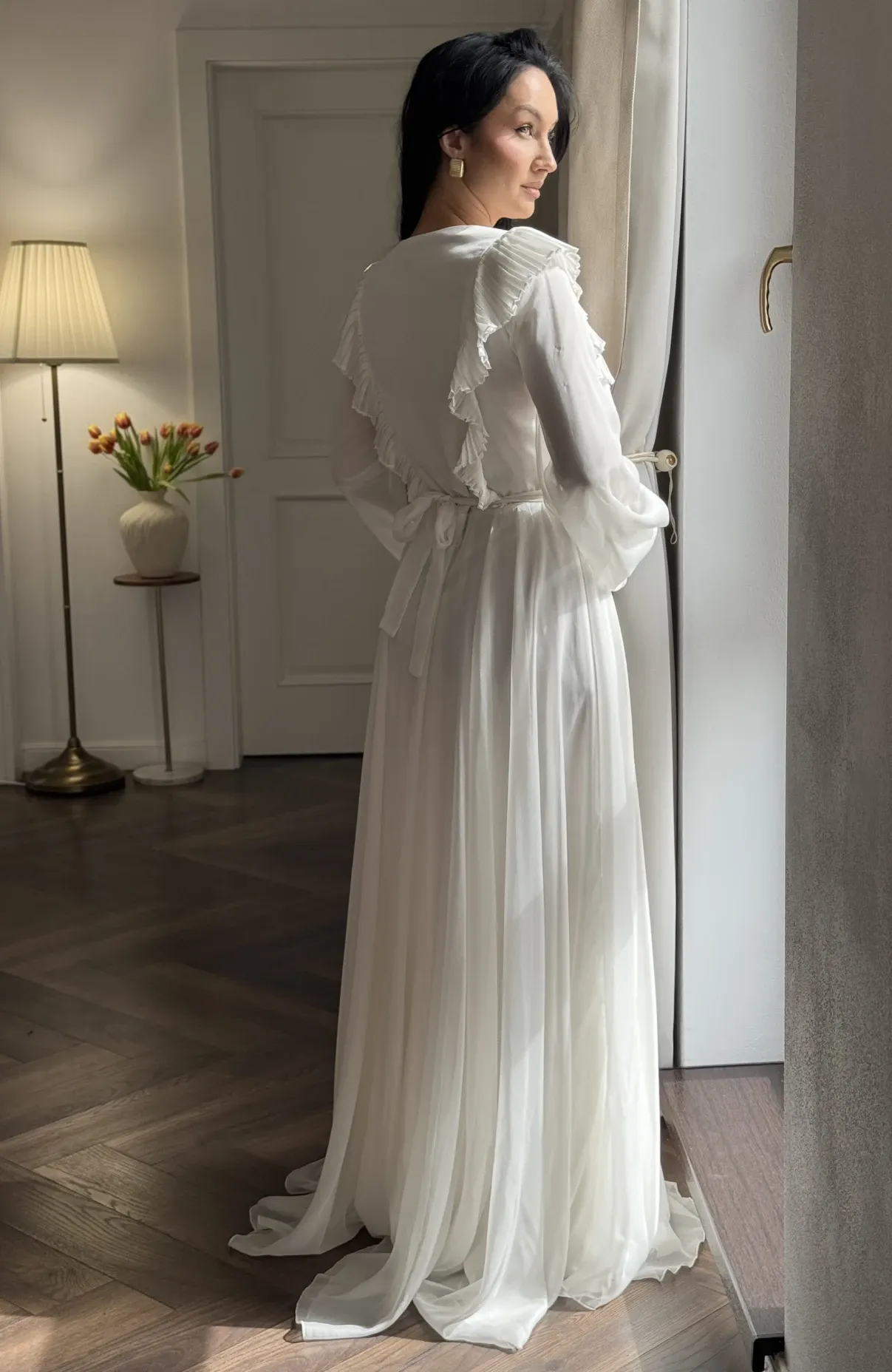 Rochie de cununie alba cu aplicatii pene 6