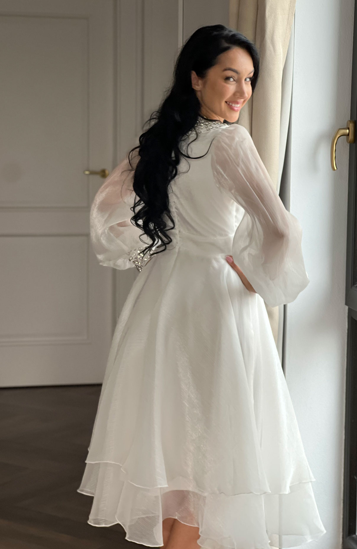 Rochie de cununie alba cu decolteu 7