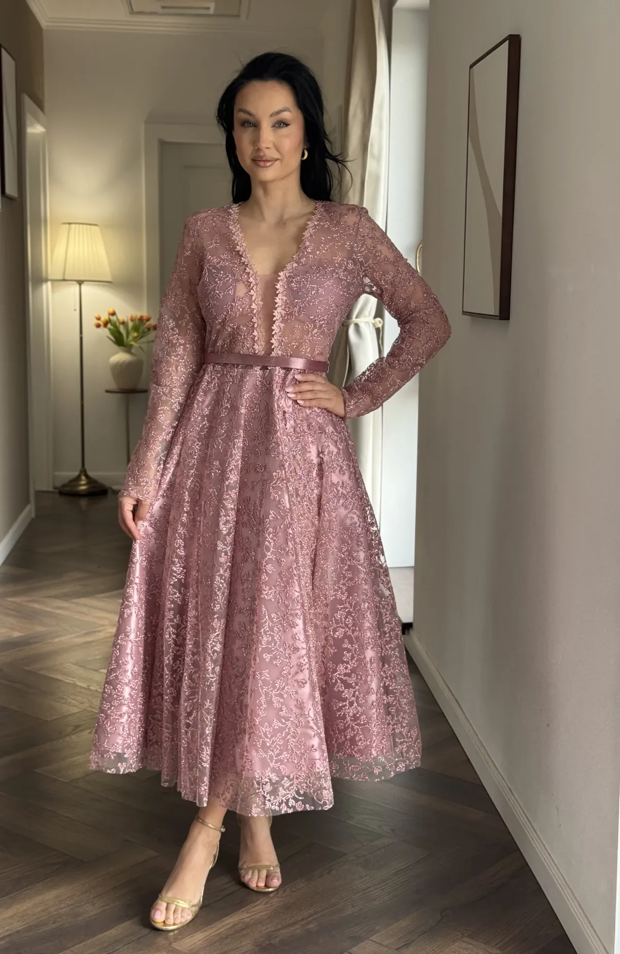 Rochie de ocazie din dantela roz midi 4
