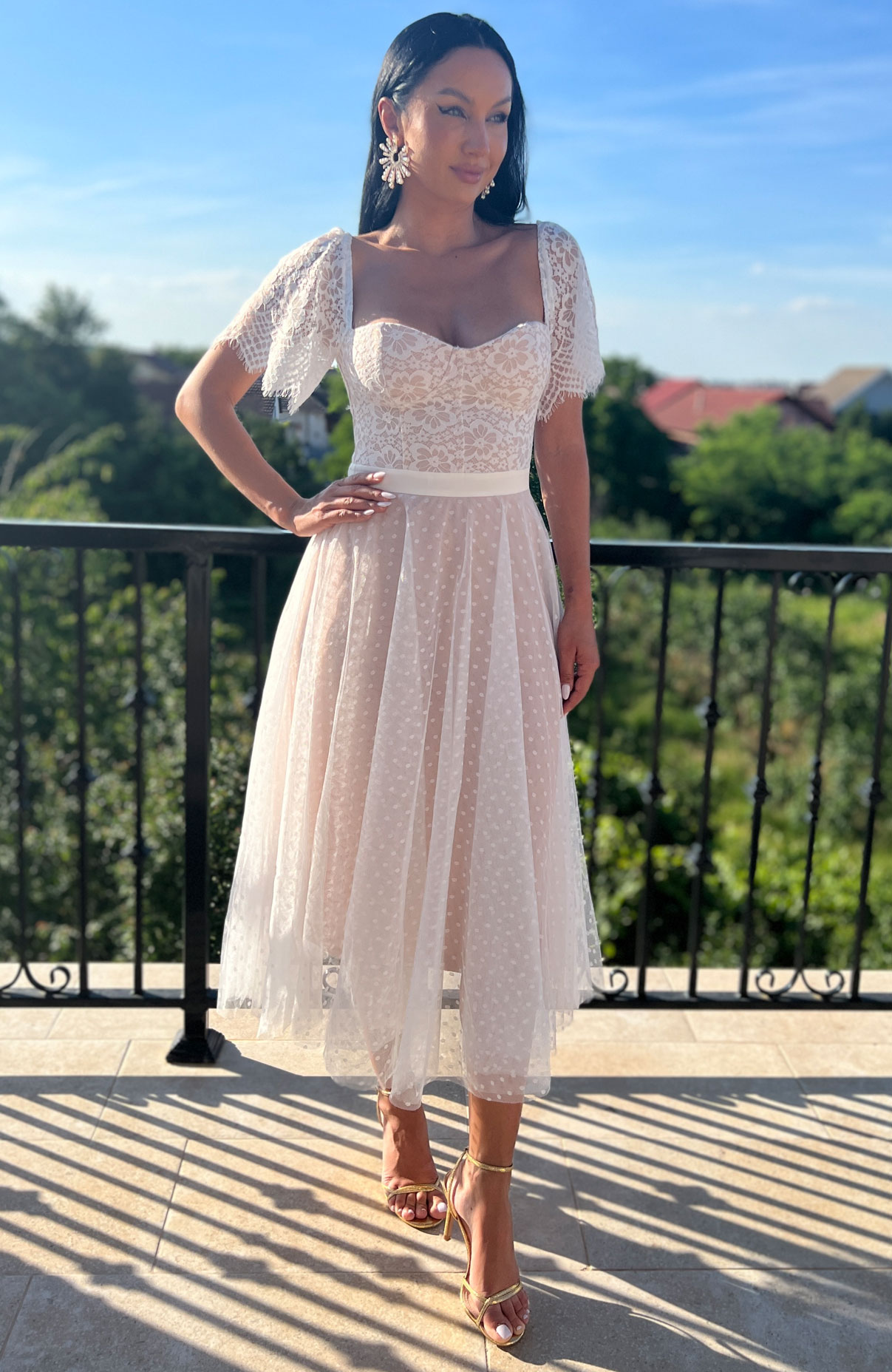 Rochie de ocazie din dantela si tull