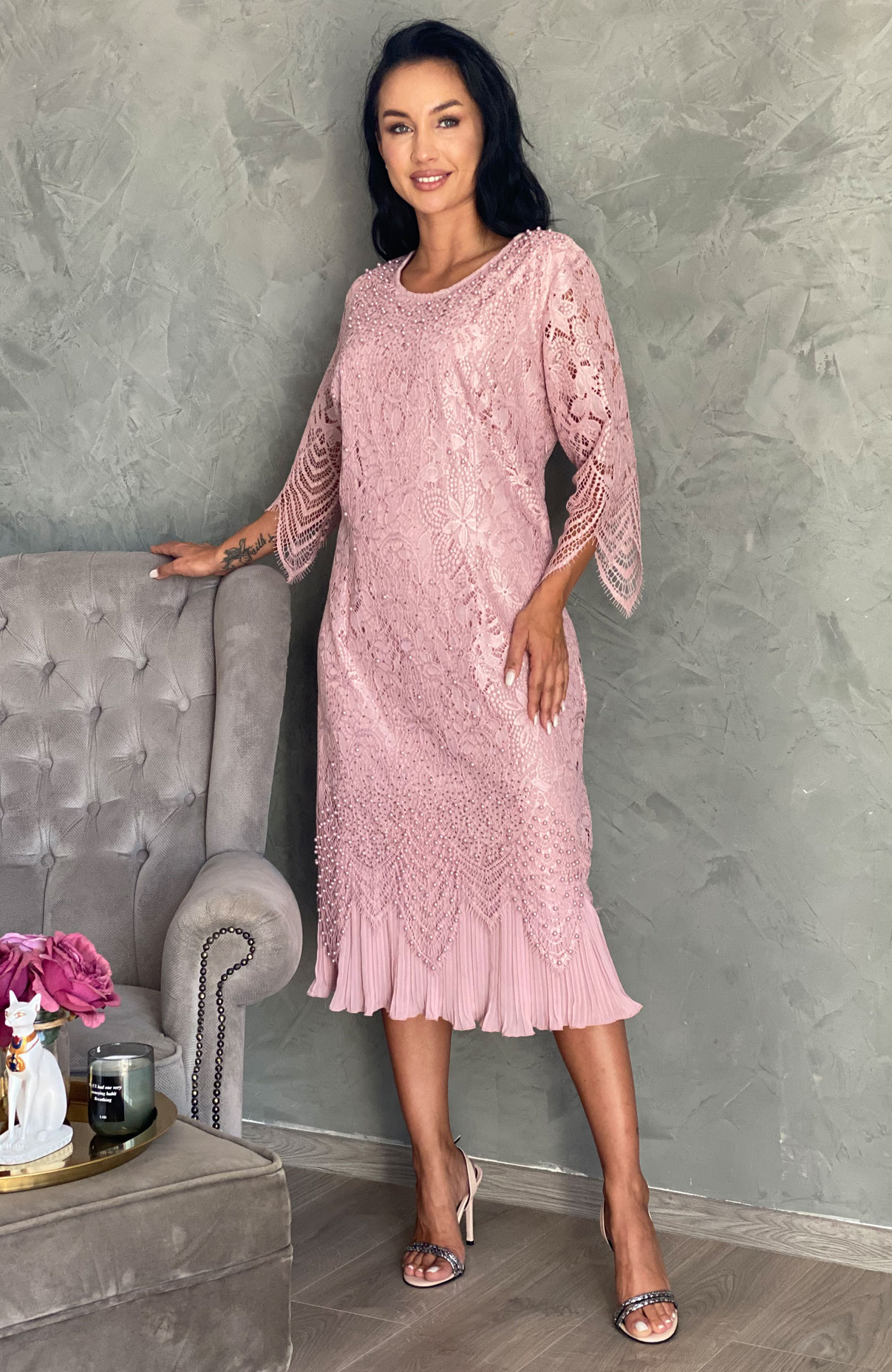 Rochie de ocazie midi cu aplicatii 2