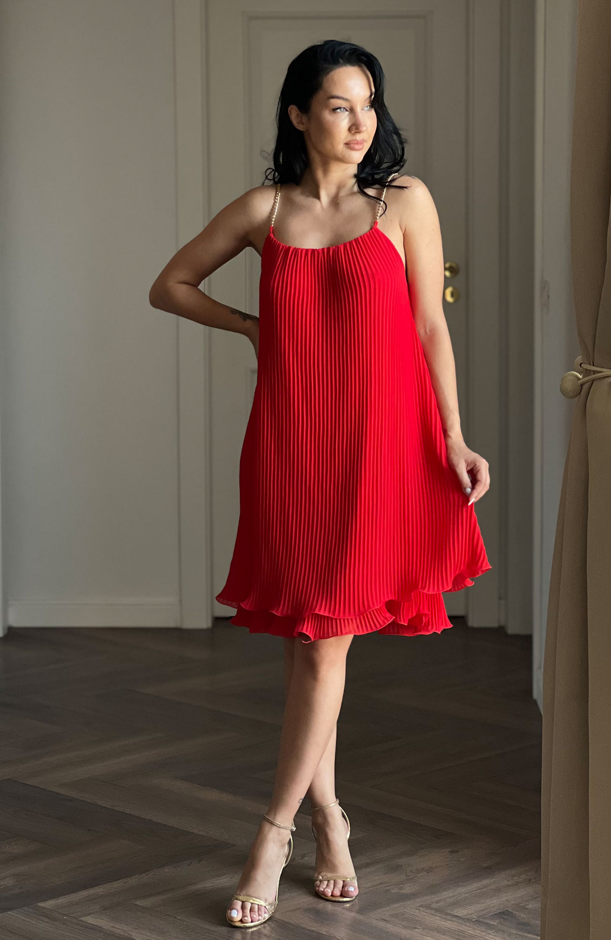Rochie de ocazie midi plisata rosie