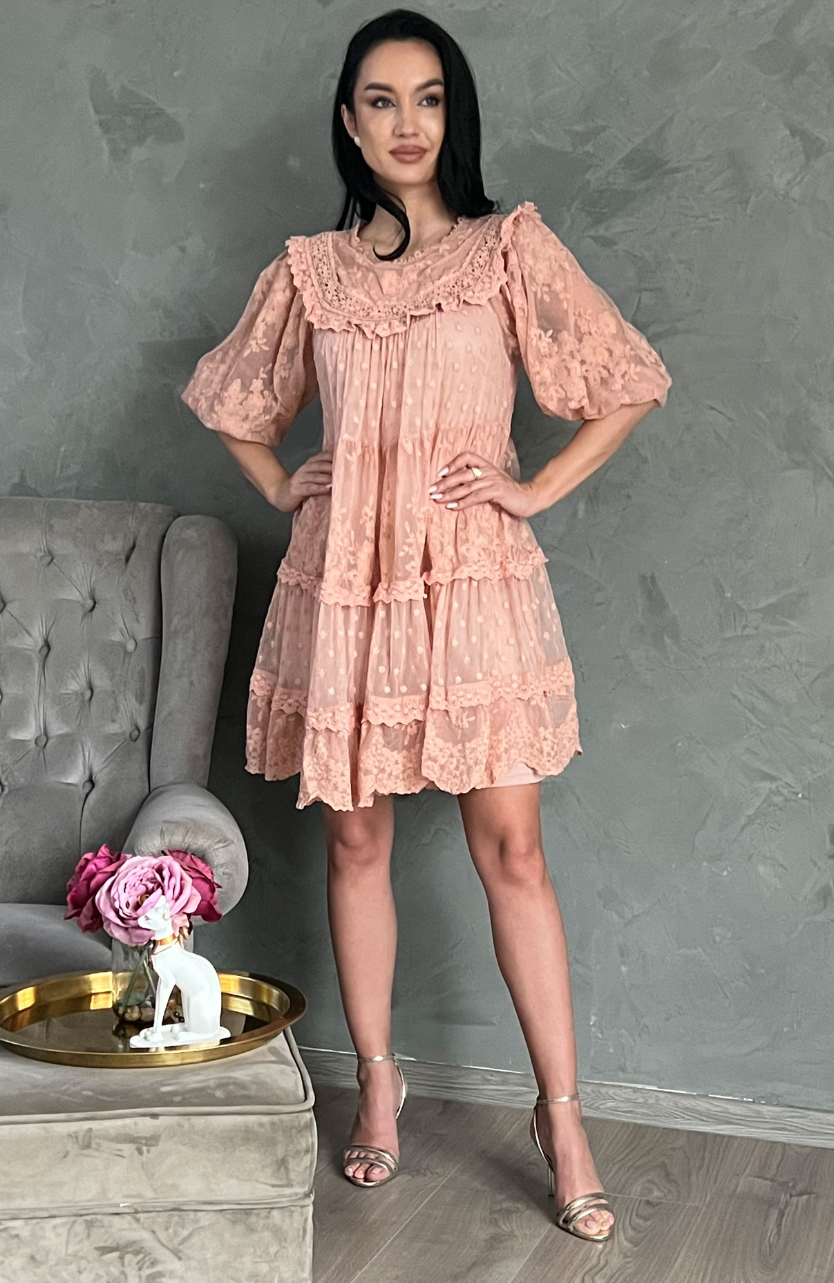 Rochie de ocazie roz cu broderie dantela 3