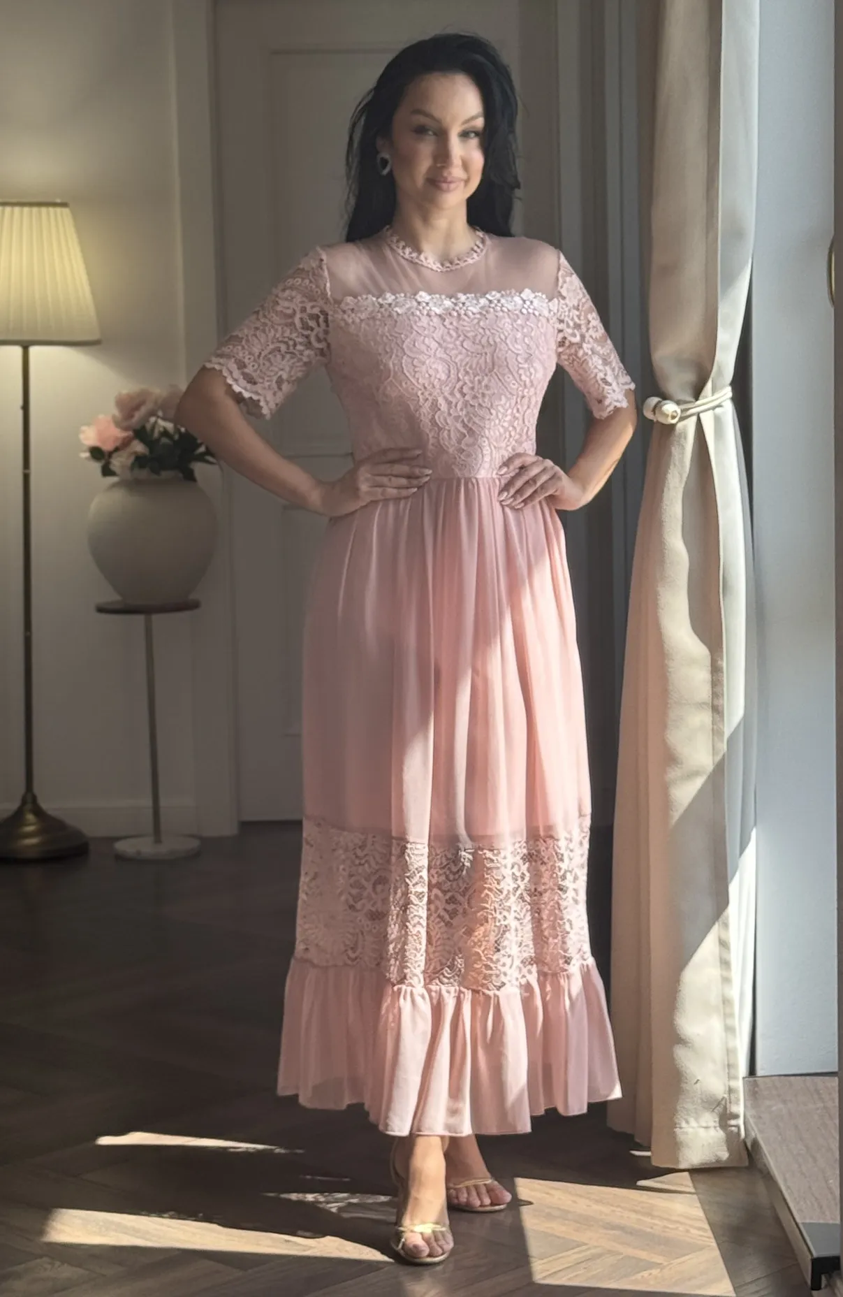 Rochie de ocazie roz cu dantela si voal 5