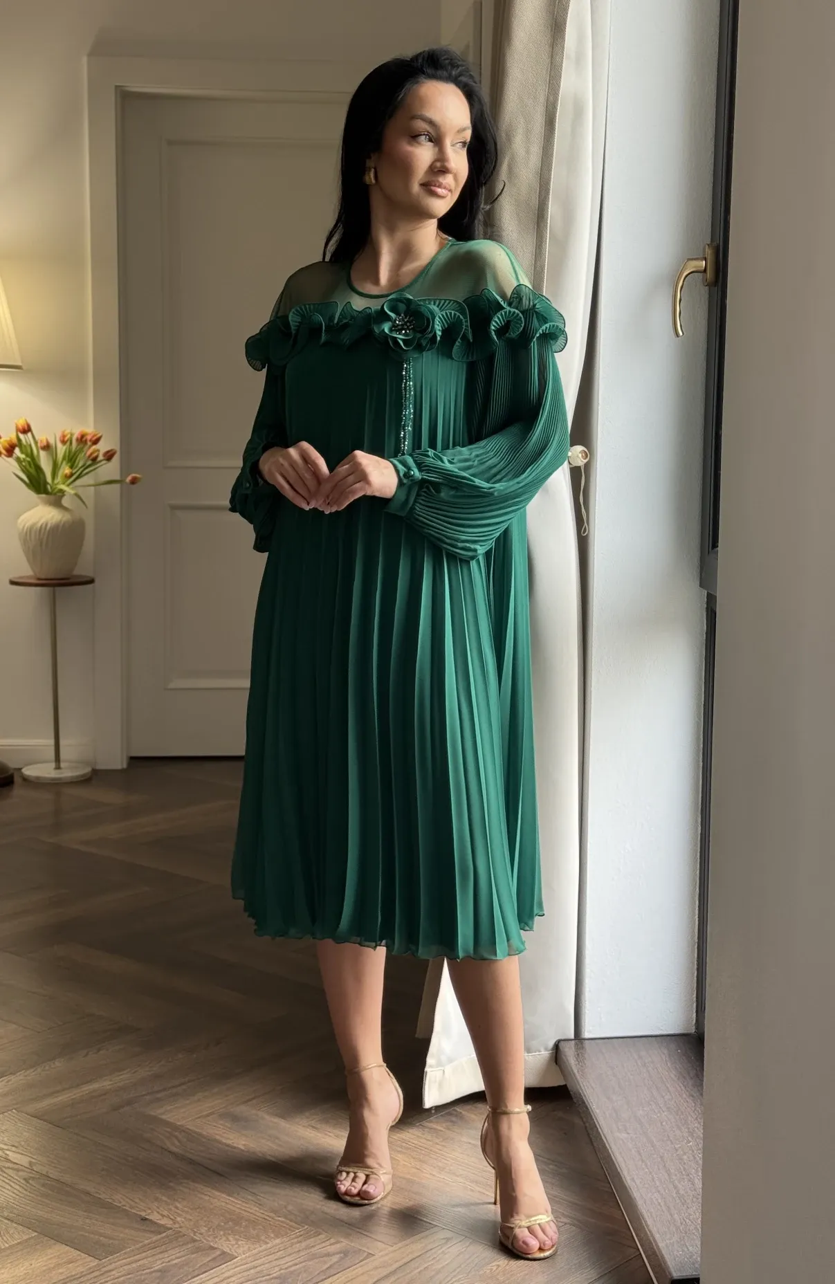 Rochie de ocazie verde plisata cu aplicatii pietre 8