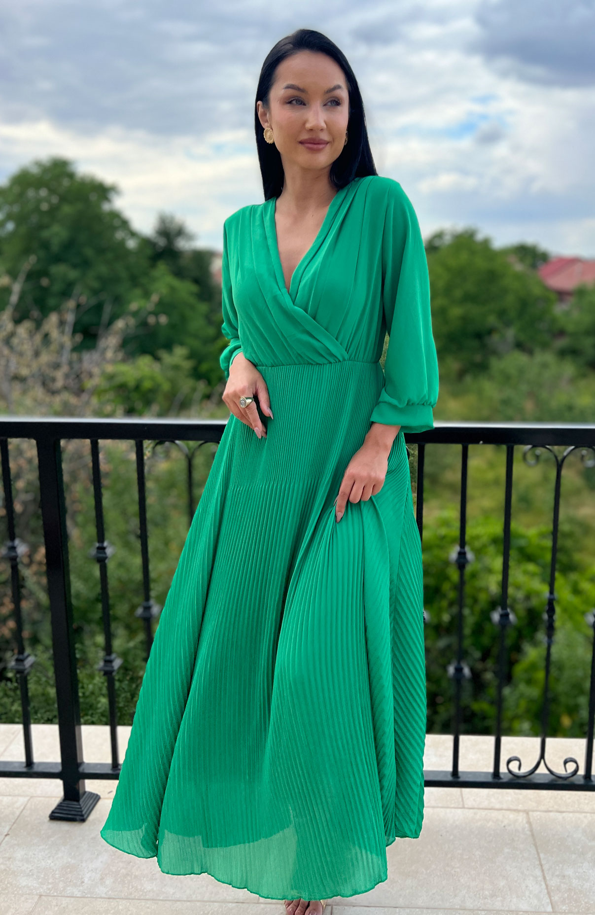 Rochie plisata eleganta cu maneci lungi 2