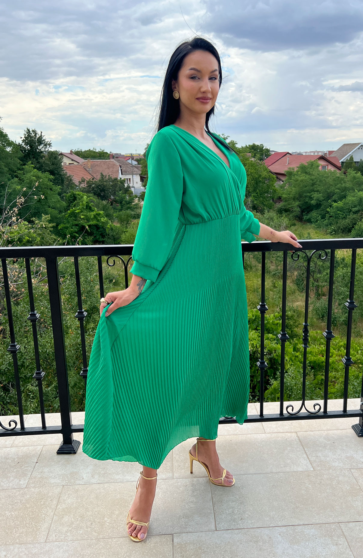 Rochie plisata eleganta cu maneci lungi 6
