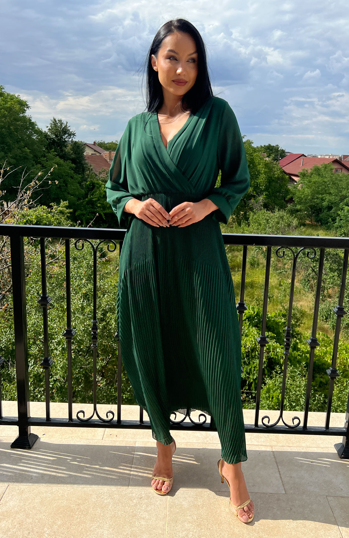 Rochie plisata lunga verde cu maneci 7